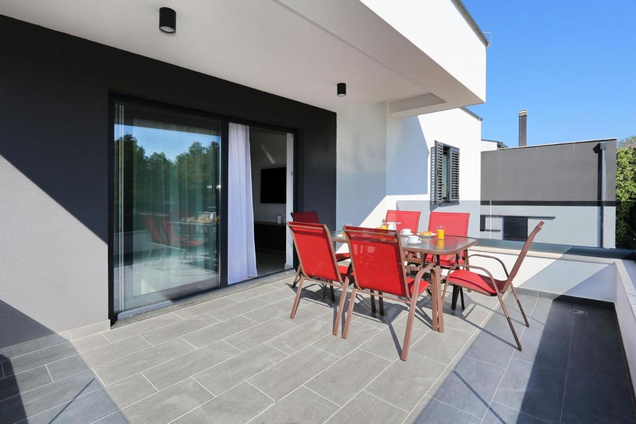 Villa Ankora 1 With Heated Pool Biograd Na Moru Extérieur photo