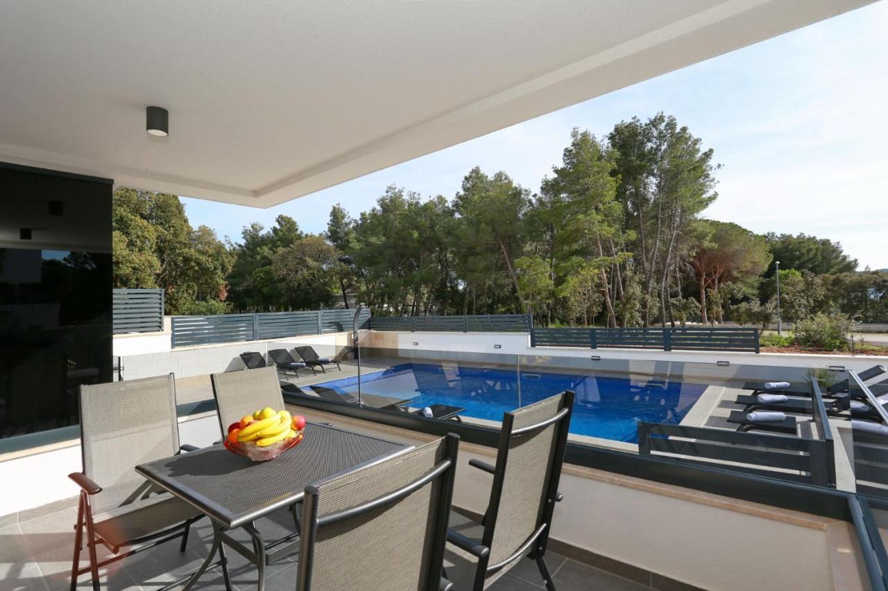 Villa Ankora 1 With Heated Pool Biograd Na Moru Extérieur photo